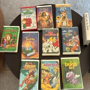 Peanuts Classic A Charlie Brown Christmas VHS - Red and White